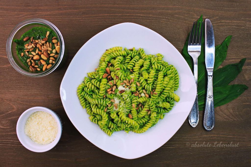 bärlauch pesto, bärlauch pesto rezept, pesto rezepte, grünes pesto, pesto selber machen, bärlauch rezepte, bärlauch rezept, pesto, selber machen