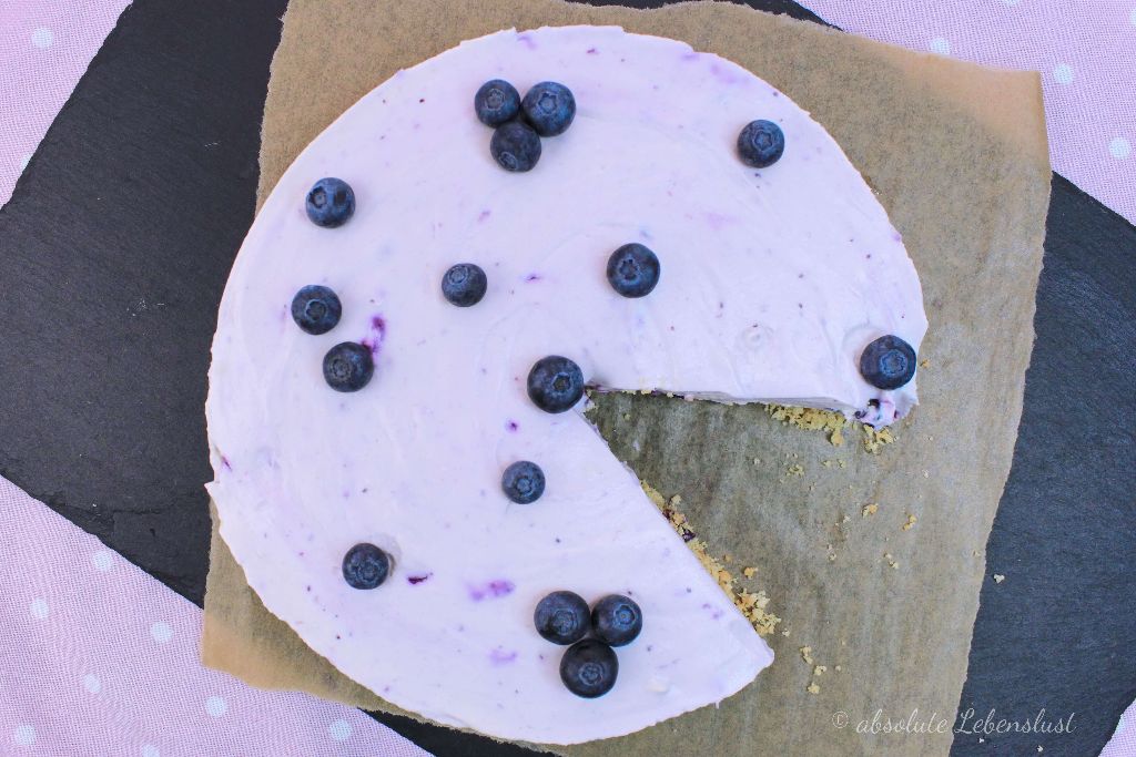 no bake torten rezepte, blueberry cheesecake rezept, blaubeer käsekuchen backen, käsekuchen ohne backen