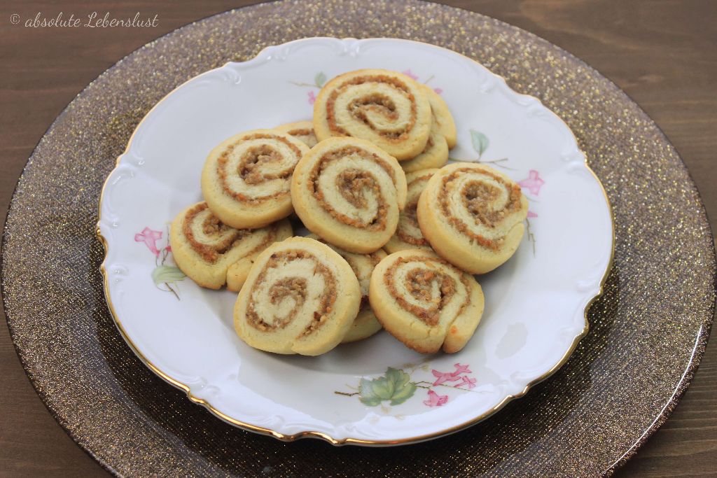 nussplätzchen rezept, nussplätzchen backen, plätzchen rezepte, plätzchenrezepte, weihnachtsplätzchen backen
