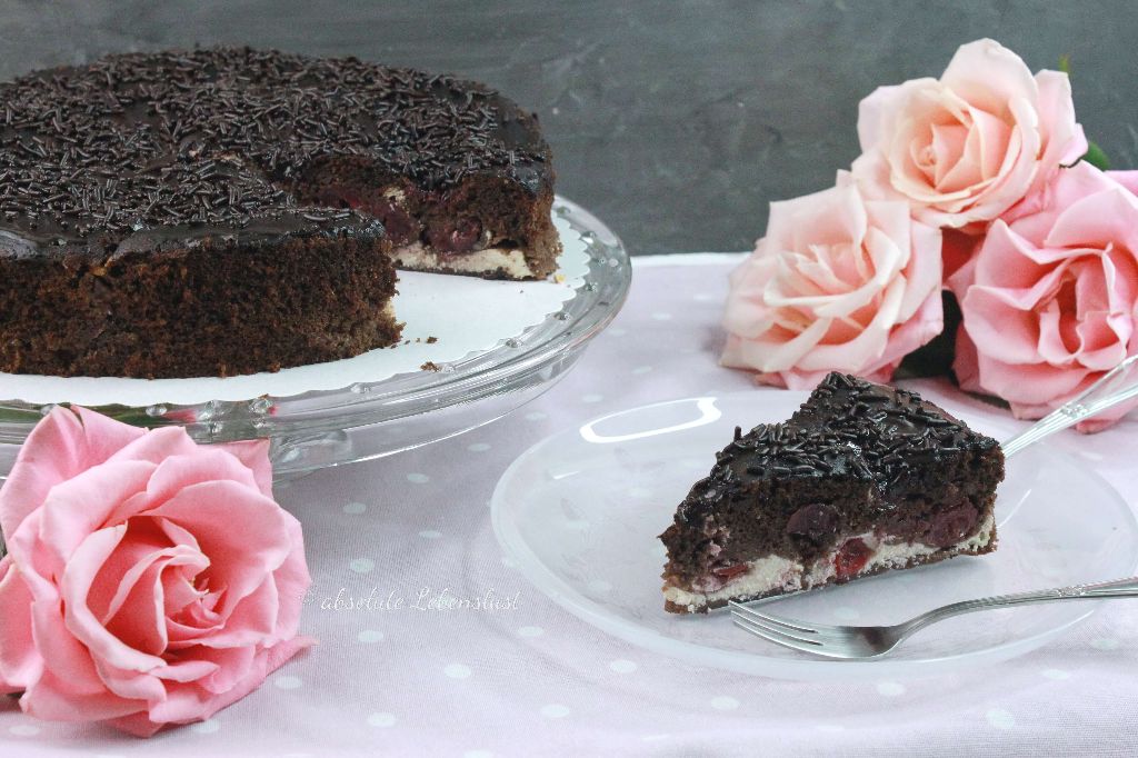 schoko kirschkuchen, schokokuchen mit kirschen, käsekuchen füllung, cheesecake füllung, schoko käsekuchen, schoko cheesecake, backen, selber machen, rezept