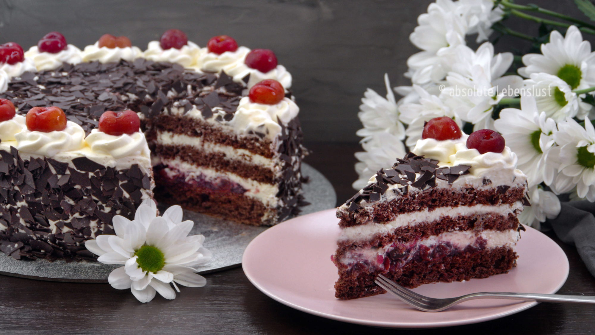 schwarzwälder kirschtorte, rezept, backen, selber backen, verzieren, dekorieren, ohne, alkohol, einfach, klassische kuchenrezepte
