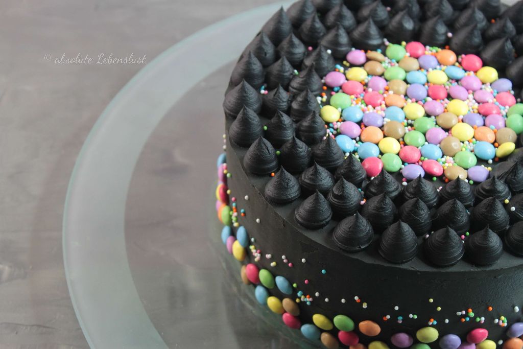 smarties torte, smarties torte backen, smarties torte rezept, smarties torte selber machen, smarties torten, mit bild, mit video